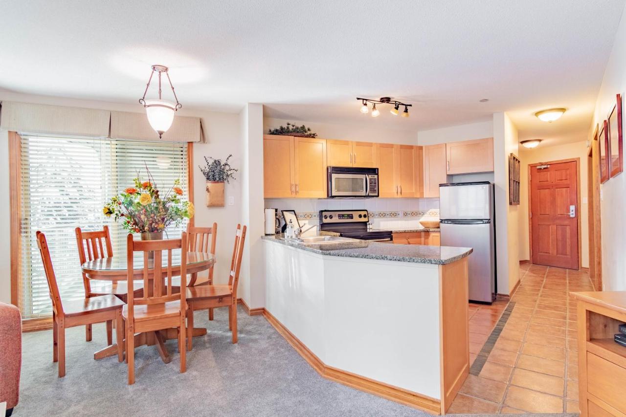 The Best Ski In Ski Out Two Bedroom Condo At Aspens Whistler Ngoại thất bức ảnh