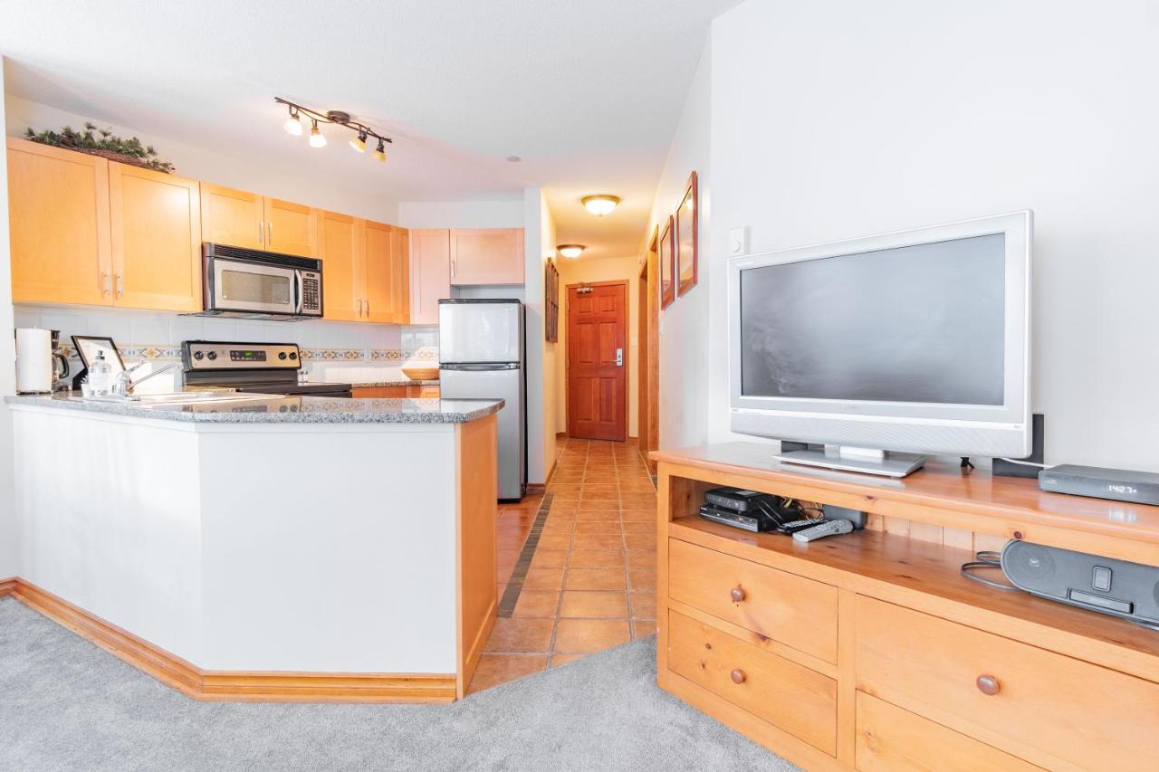 The Best Ski In Ski Out Two Bedroom Condo At Aspens Whistler Ngoại thất bức ảnh